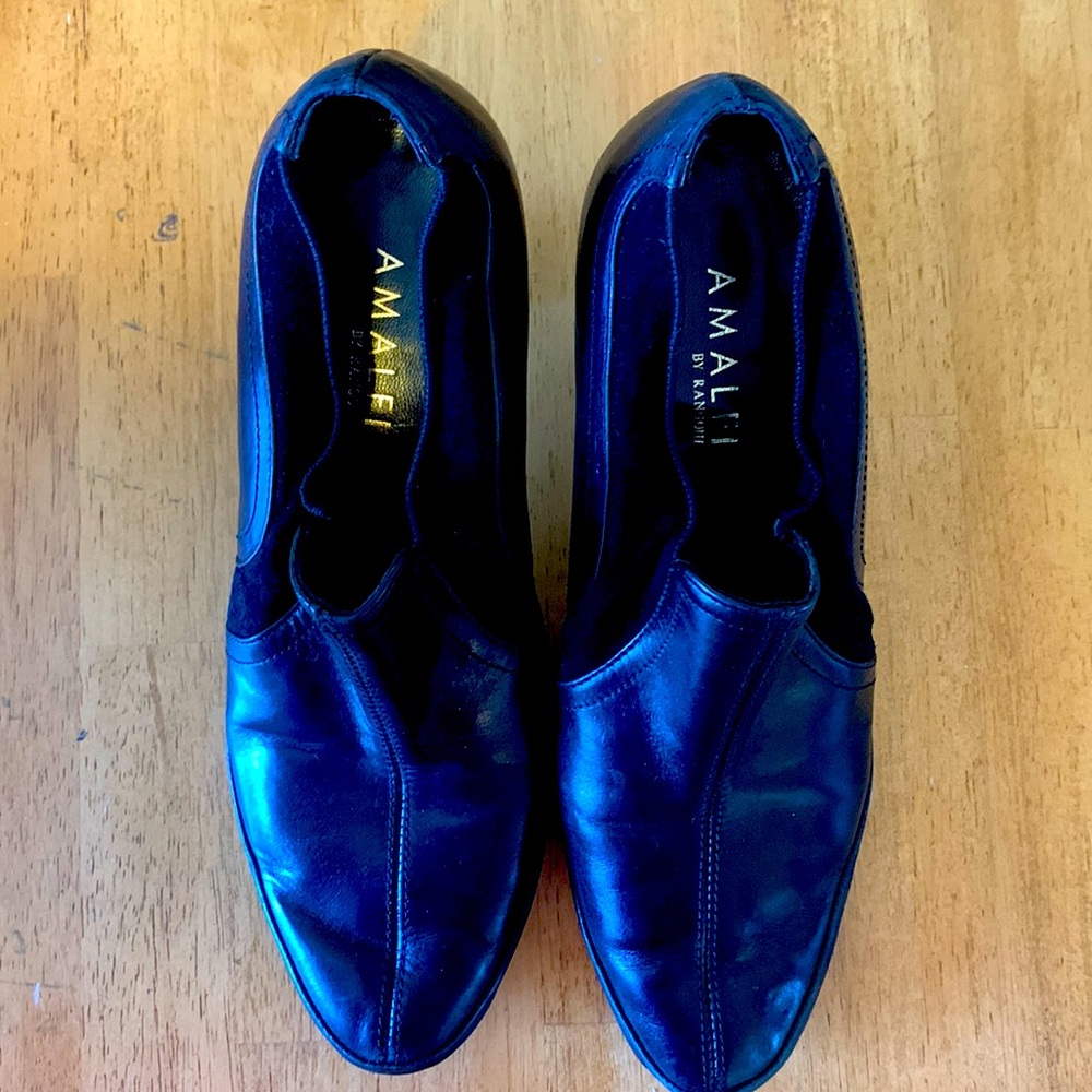 Women’s Amalfi by Rangoni black shoes